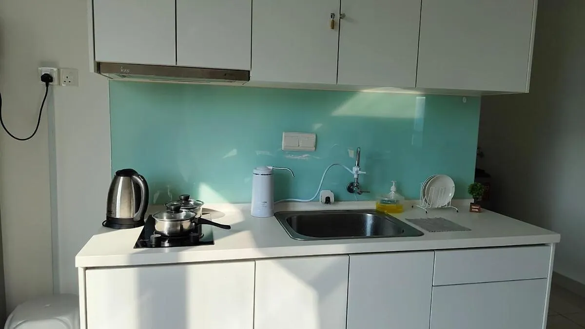 High-Rise Suite With View-Near Gurney & Gleneagles جورج تاون